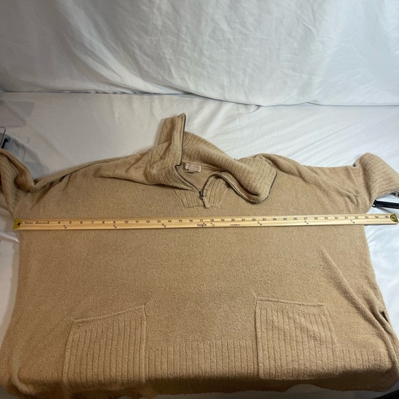 Barefoot Dreams Cozy Chic Lite 1/2 Zip Poncho Beige Size L/XL - Picture 8 of 15